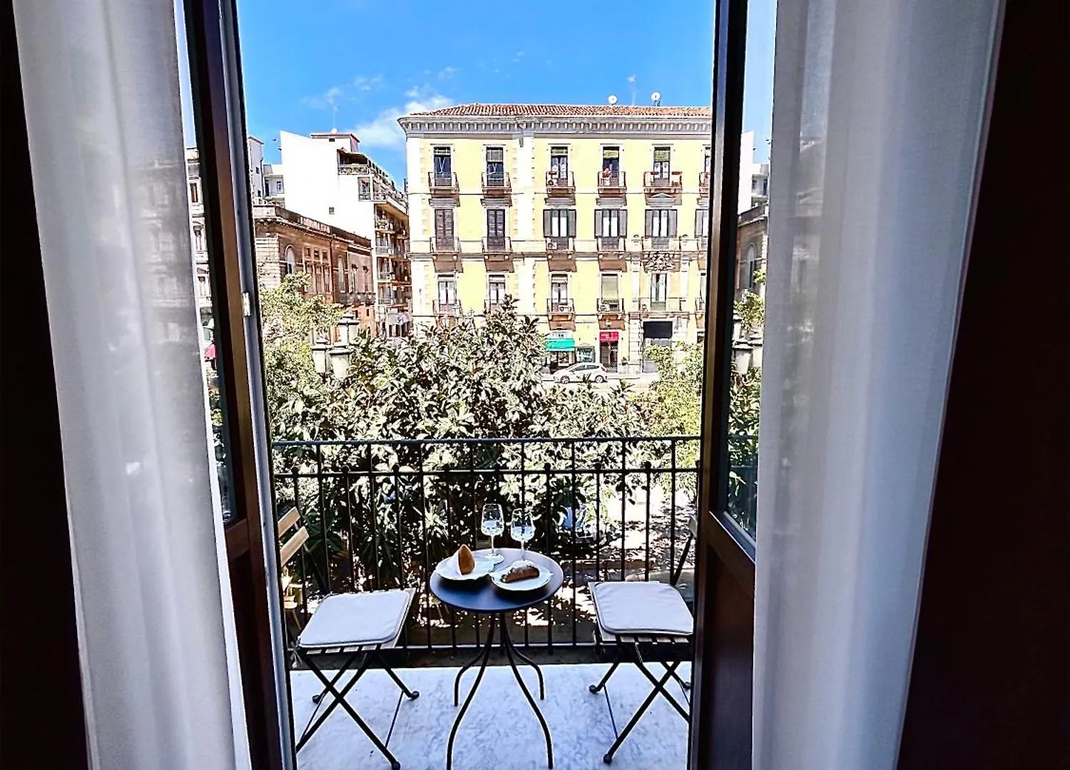 Aita Suite Catania Apartment